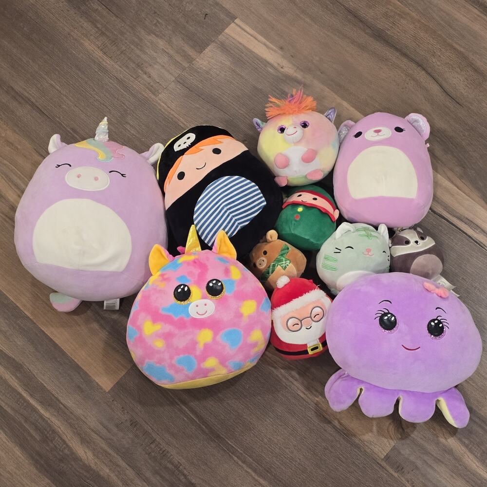 11 Squishmallows Flip Christmas Santa Octopus‎ Unicorn Pirate Keychain Bear Lot